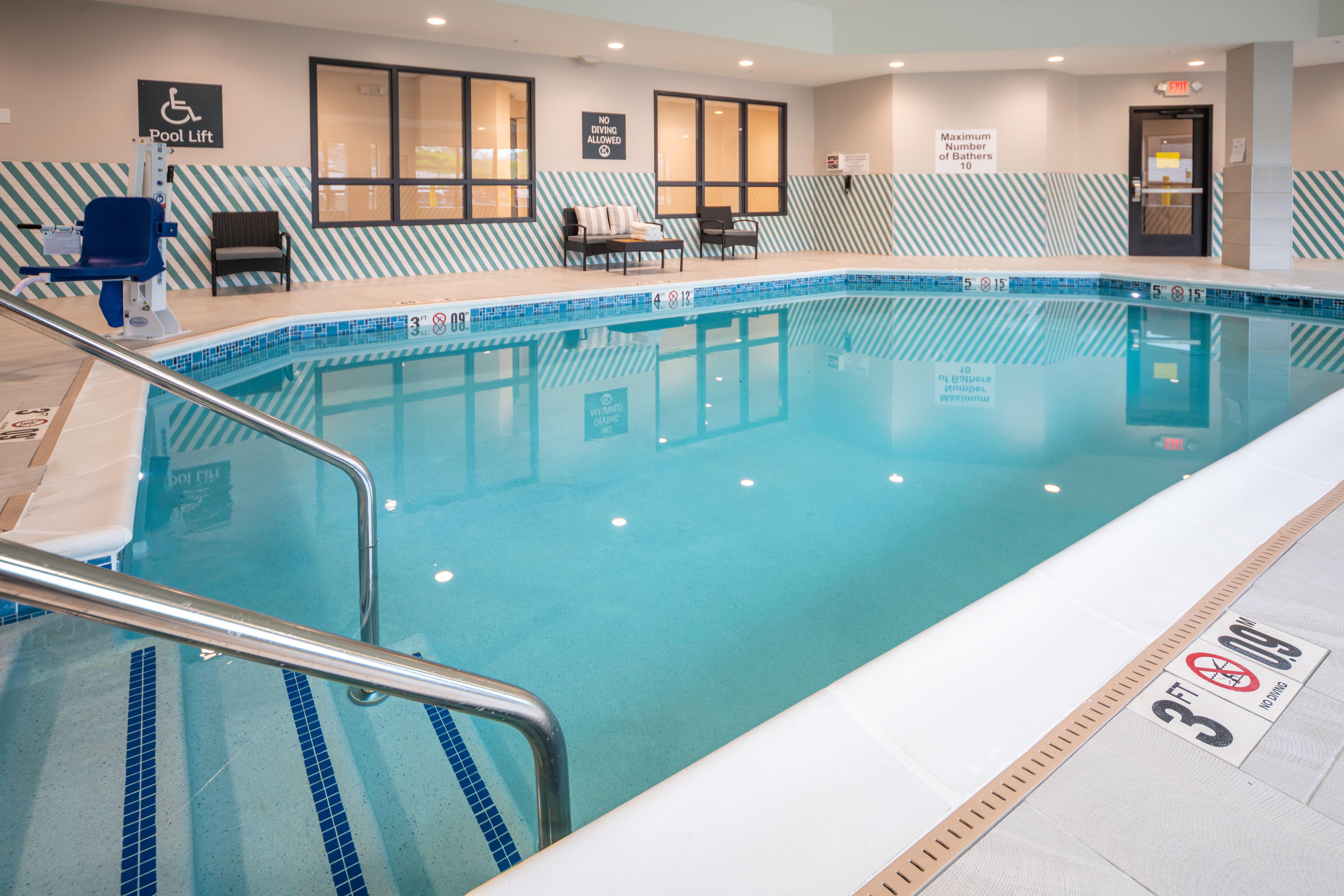 Holiday Inn St Louis - Creve Coeur By Ihg Екстериор снимка