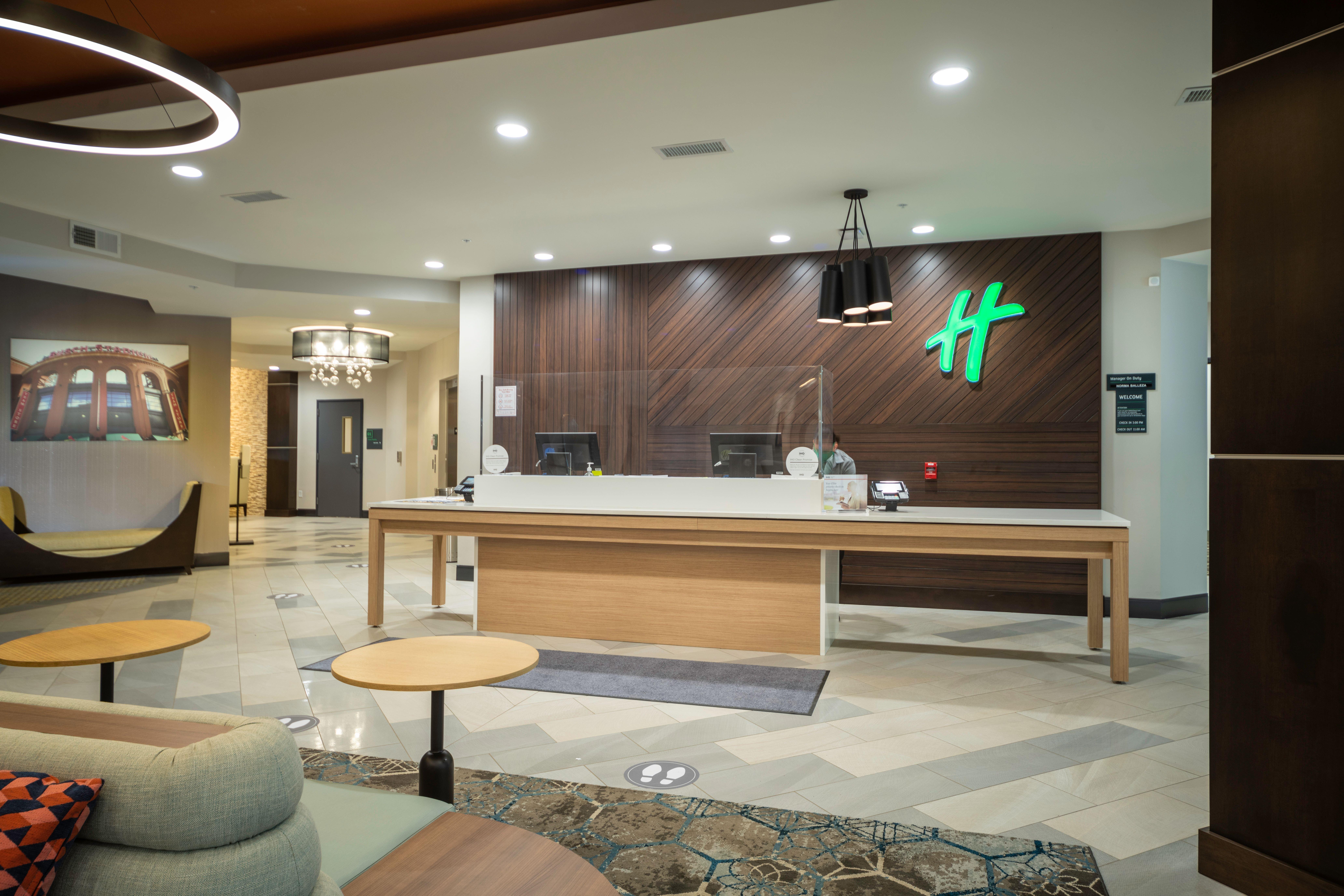 Holiday Inn St Louis - Creve Coeur By Ihg Екстериор снимка